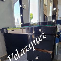 ✅️✅️5-Drawer Vanity Black color**^^**