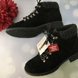 Black Hiking Boots, Size 9 1/2