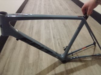 Carbon fiber Felt road bike. Felt  racing development. This race bike is beautiful. Bike size is a large. 56cm