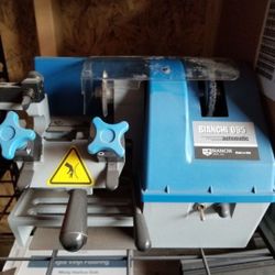 Bianchi Automatic Key Cutting Machine 