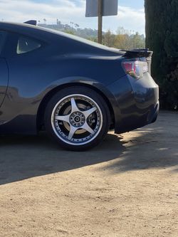 Selling ssr momo 3 piece wheels