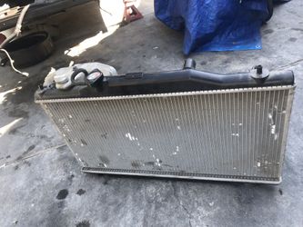Rsx radiator with fans