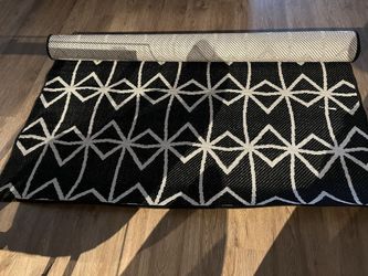 Bellino Power Loom Black Indoor/Outdoor Rug