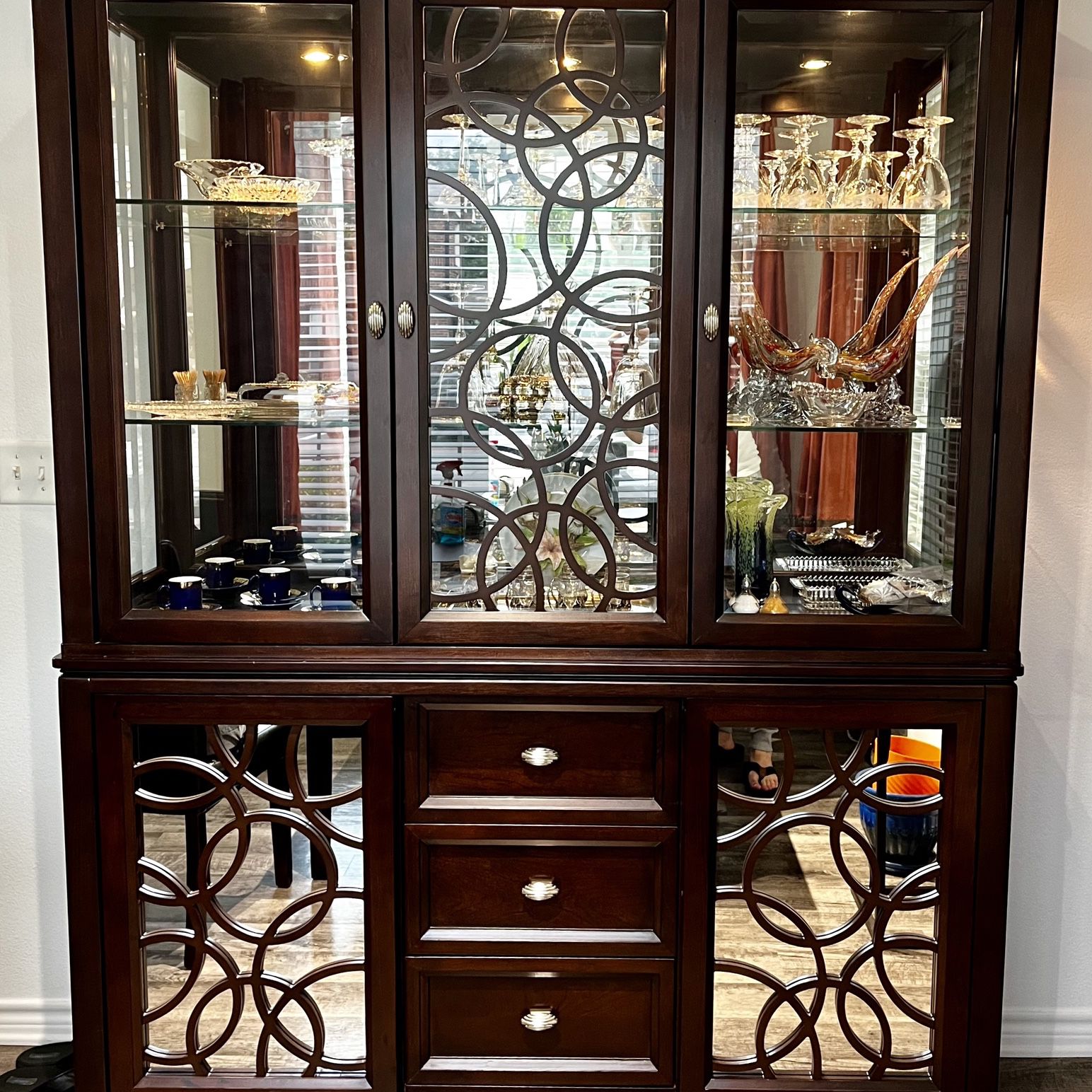 Cindy Crawford Lighted China Cabinet 