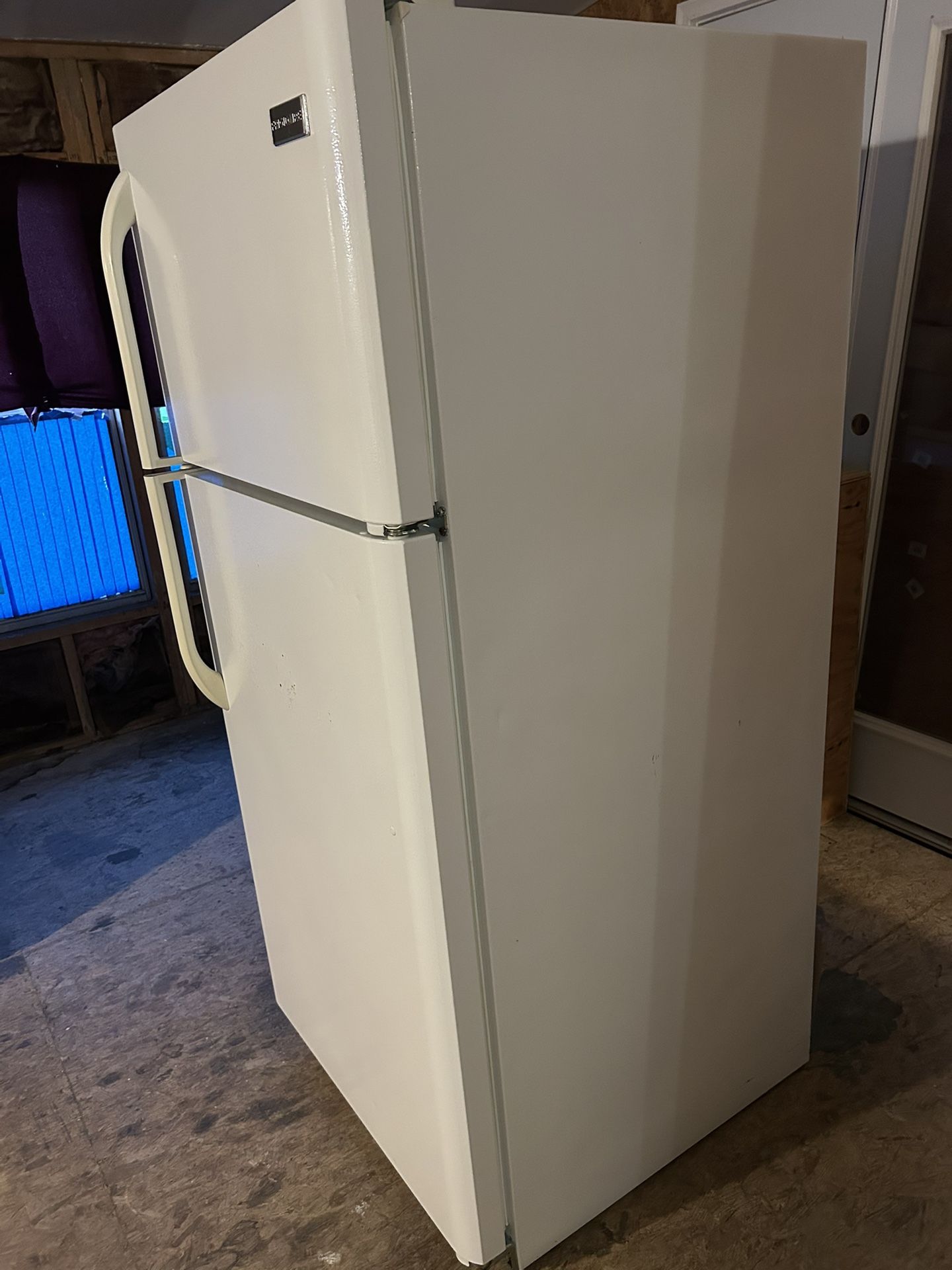 Working refrigerator