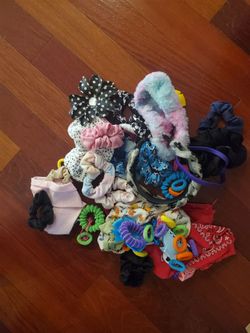 Free hair accessories