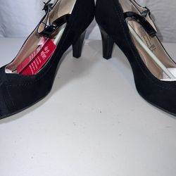 Woman’s Size 10 Black Suede High Heels Brand New 
