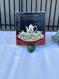 10 piece Mini Tea Set 🫖 ! Great Find ! 💎 Fantastic Condition 💎 !
