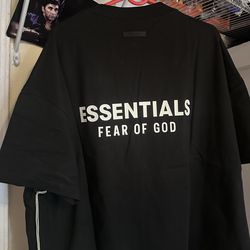 Essentials Tee xl and 2xl
