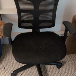 black mesh office chair