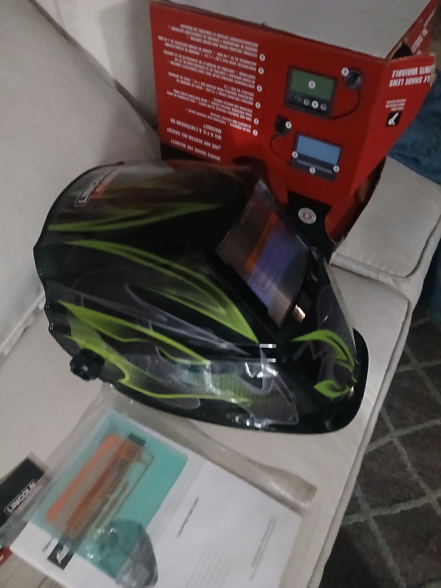 Lincoln welding mask