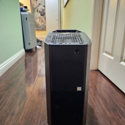 Gaming Computer - Alienware Aurora R7