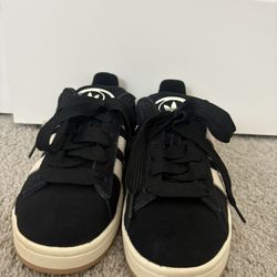 Adidas Sneakers, Women’s Size 9.5/Men’s 7.5