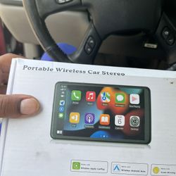 Apple Car Play Portable Speaker 
