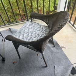 Wicker Patio set - OBO