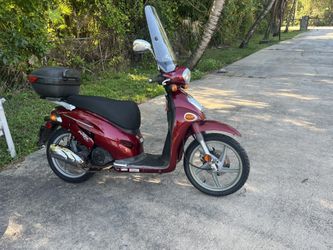 Kymco People 150cc….clean Title In Hand Runs Great