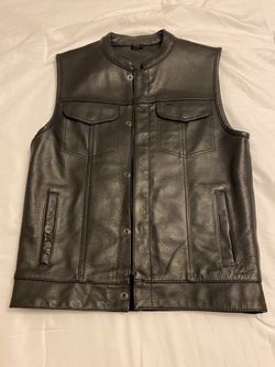 Street & Steel Motorcycle vest. Size: men small. Never used. Paid $150. Asking $85