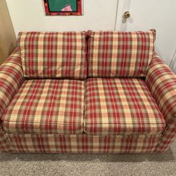 Comfortable 2 Seater Sofa/ Loveseat 