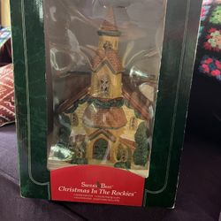 Santa's Best-CHRISTMAS in the ROCKIES Series-LIGHTED PORCELAIN VILLAGE HOUSE
