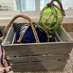 Nautical Glass Float Decor Set With Wood Crate