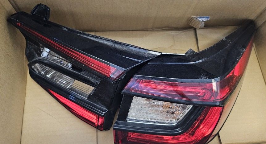 2024 - 2025 Subaru Crosstrek - Impreza Passenger tail light and reverse light
