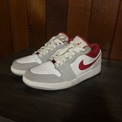 Jordan 1 Low size 9.5