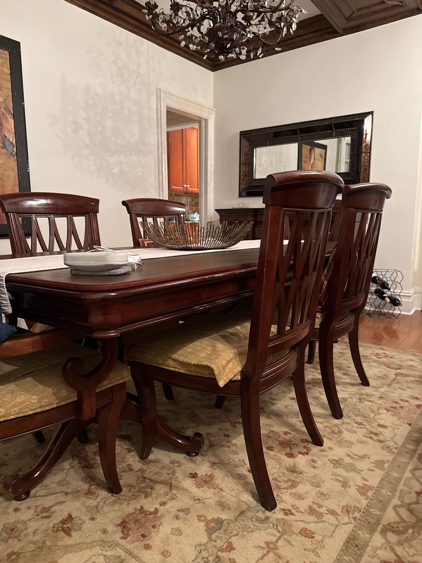 Dining Room And Server