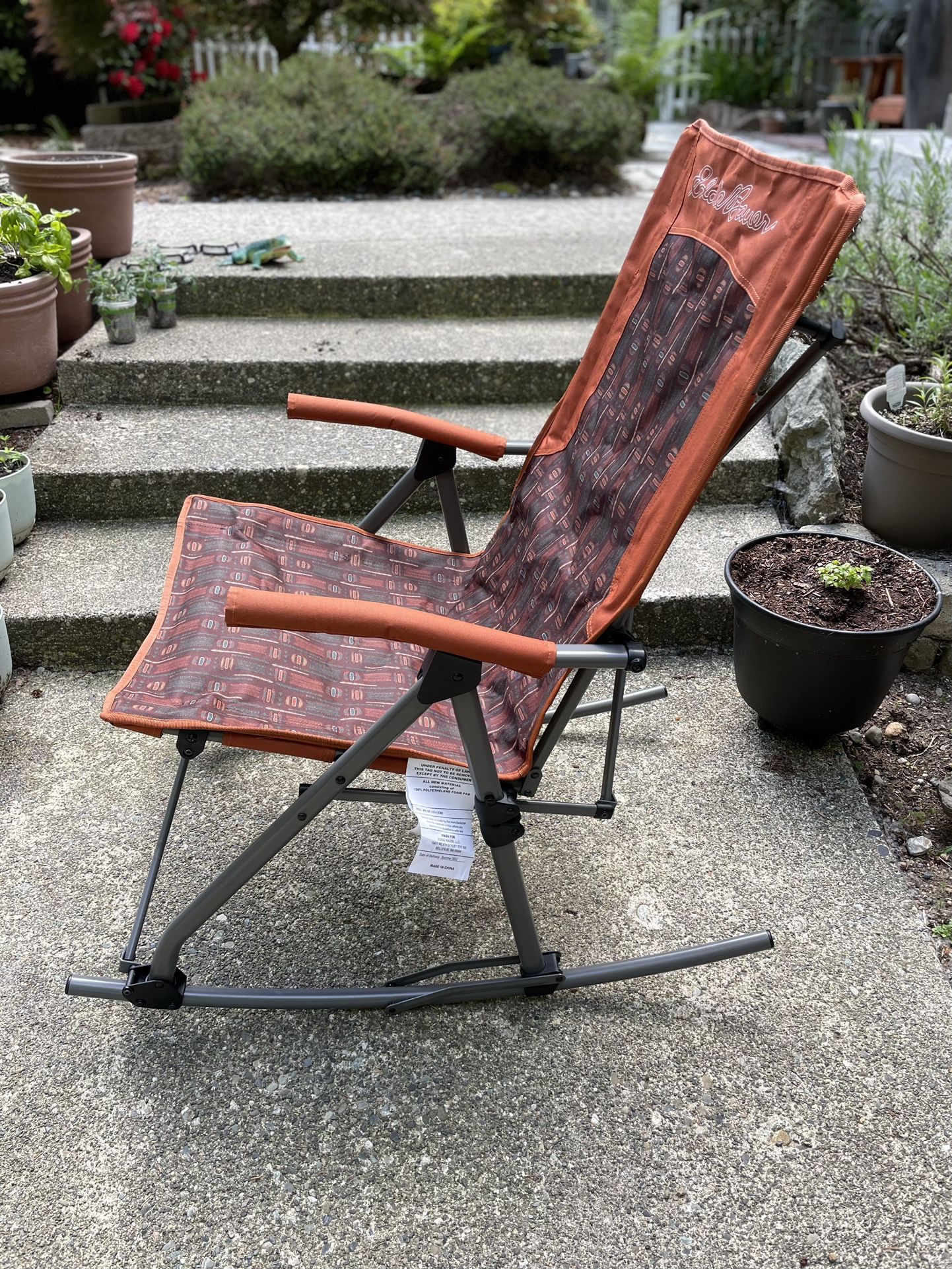 Eddie Bauer camp rocking chair like new for Sale in Issaquah WA OfferUp