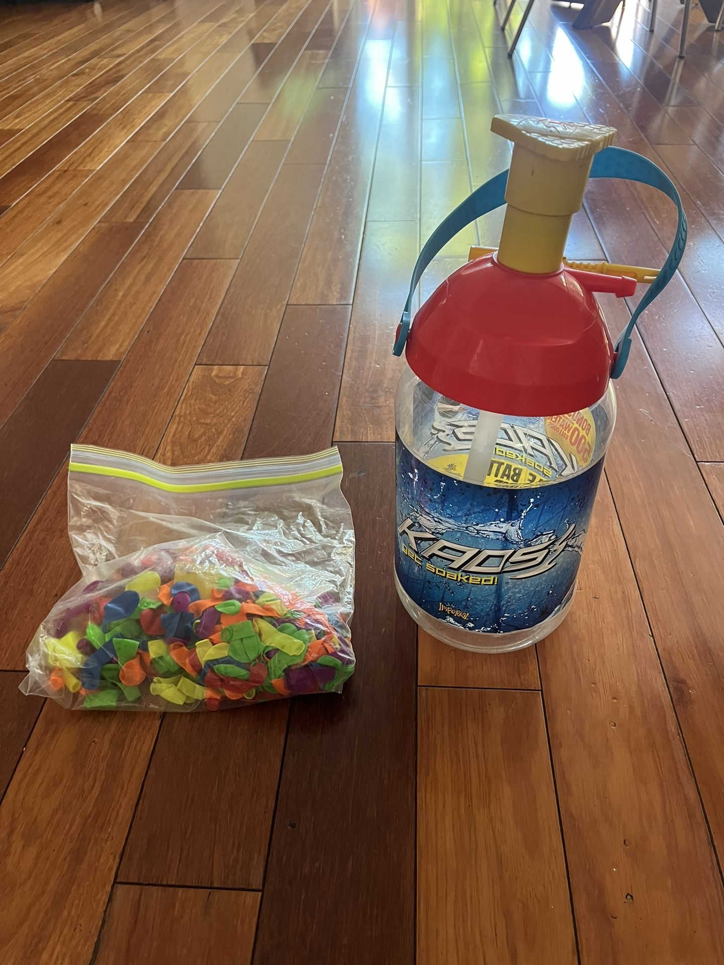 Portable Battle Pump With New Water Balloons