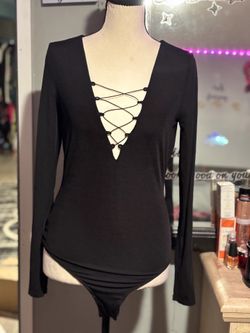 Windsor Black Long Sleeve Lace Up Bodysuit Plunging Deep V-Neck Size M