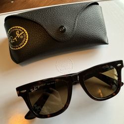 Ray Ban WAYFARER Sunglasses