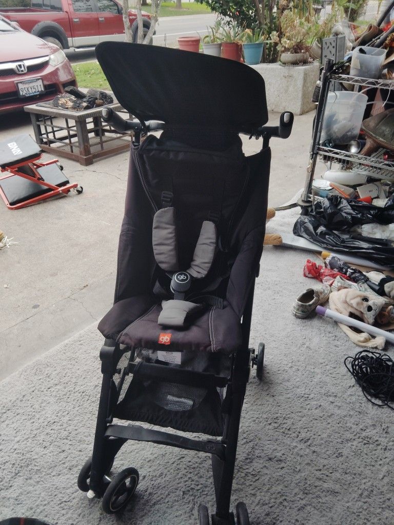 gb Pockit Air All-Terrain ultra-compact lightweight travel stroller. 