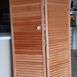 2 Bi-folding Doors