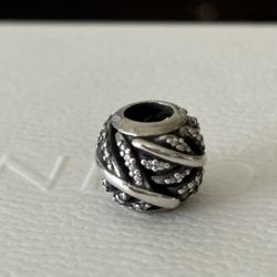 Pandora 925 Feather Charm (b)