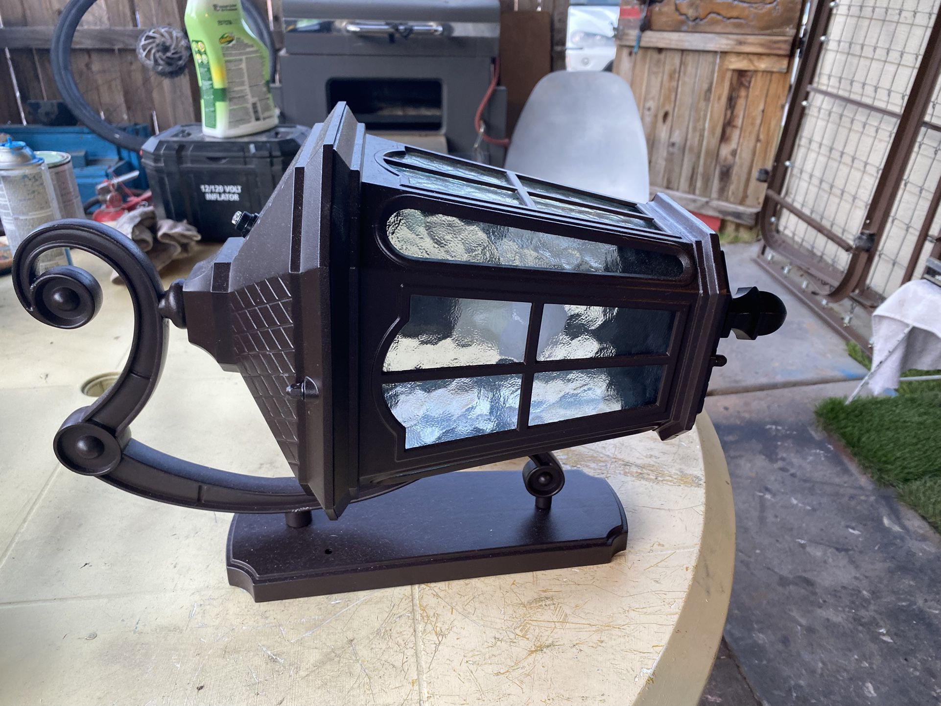 Coachman External Light Fixture