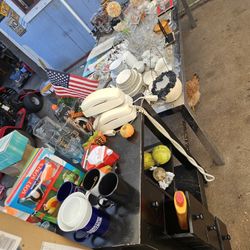YARD SALE AT 1142 KELLEYTOWN RD MCDONOUGH GA! 11/29/2024