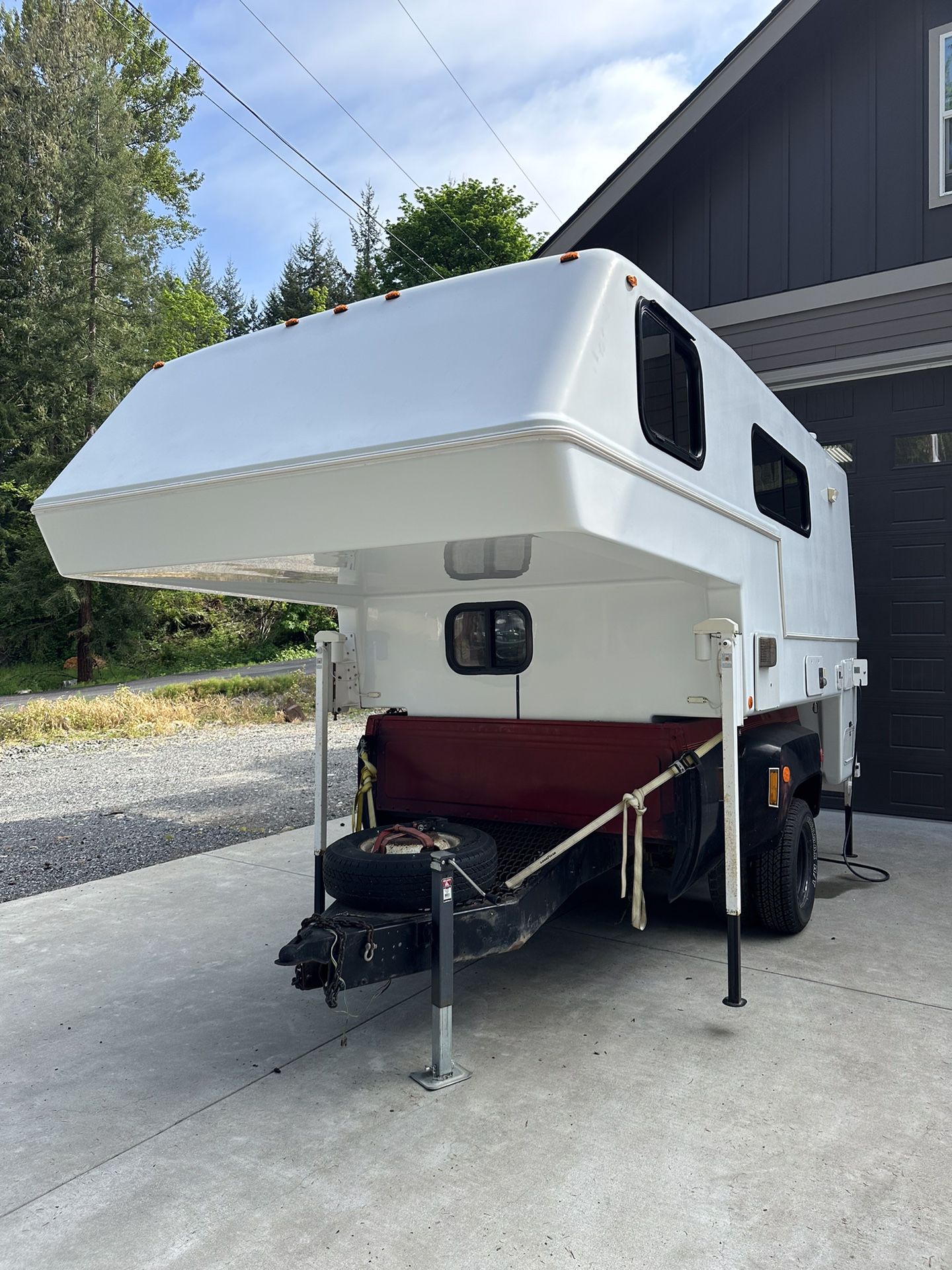 2008 Bigfoot 25C10.5