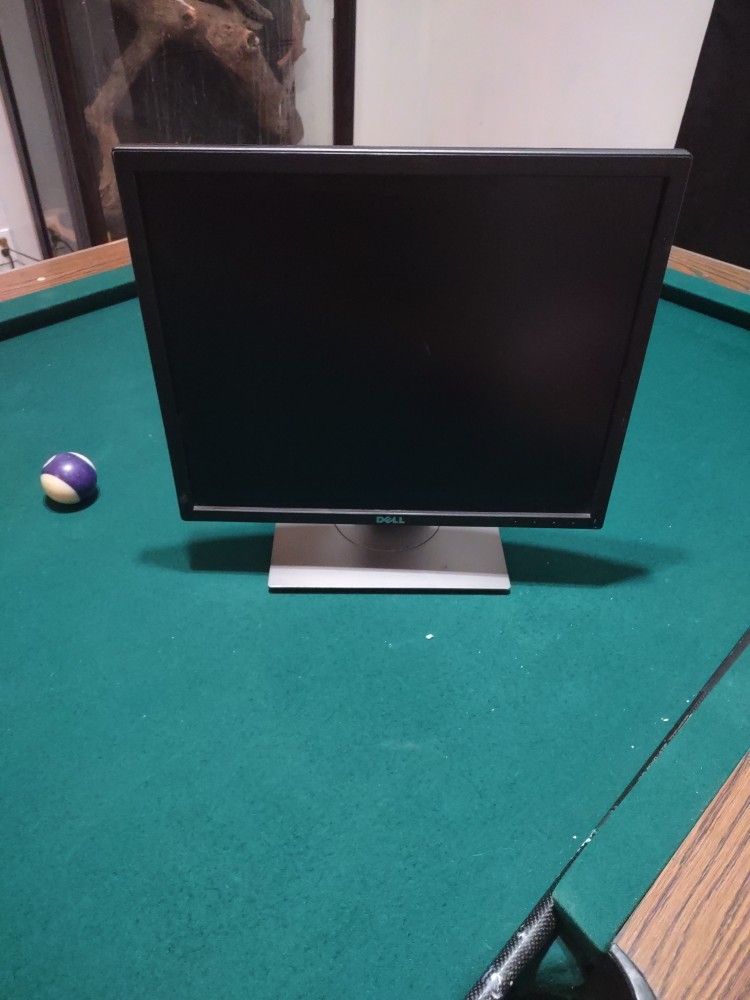 Dell Flat Panel 1917s $150 OBO