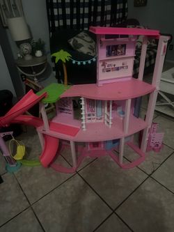 Barbie dream house