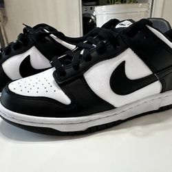 Nike Panda Dunks