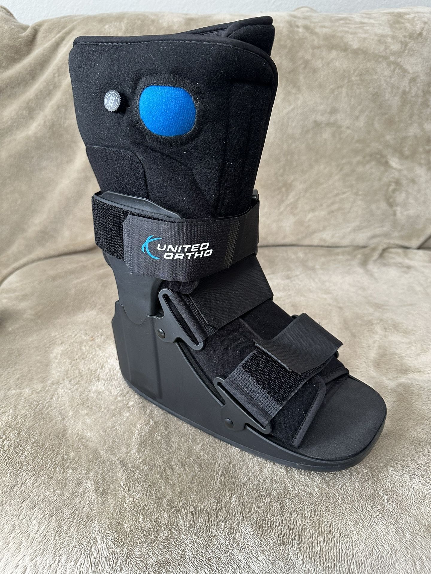United Ortho Boot 