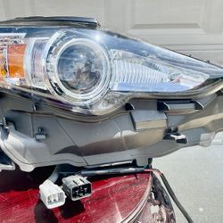 Lexus IS250 / IS350 Headlight – Passenger Side (2014–2016) – Brand New Aftermarket