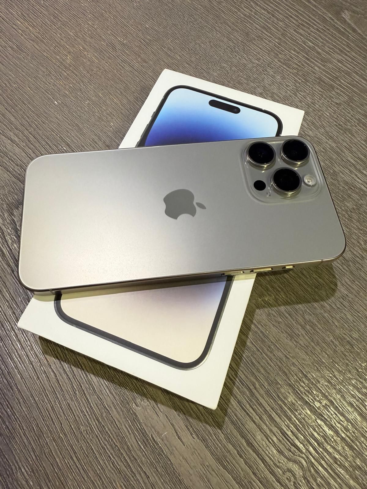 iPhone 15 Pro Max 256 Gb