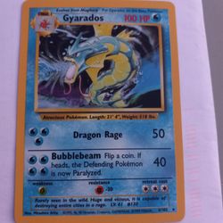 Holographic Base Set  1995 Gyarados Pokemon  Cards 
