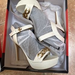 Size 8 Guess Heels 
