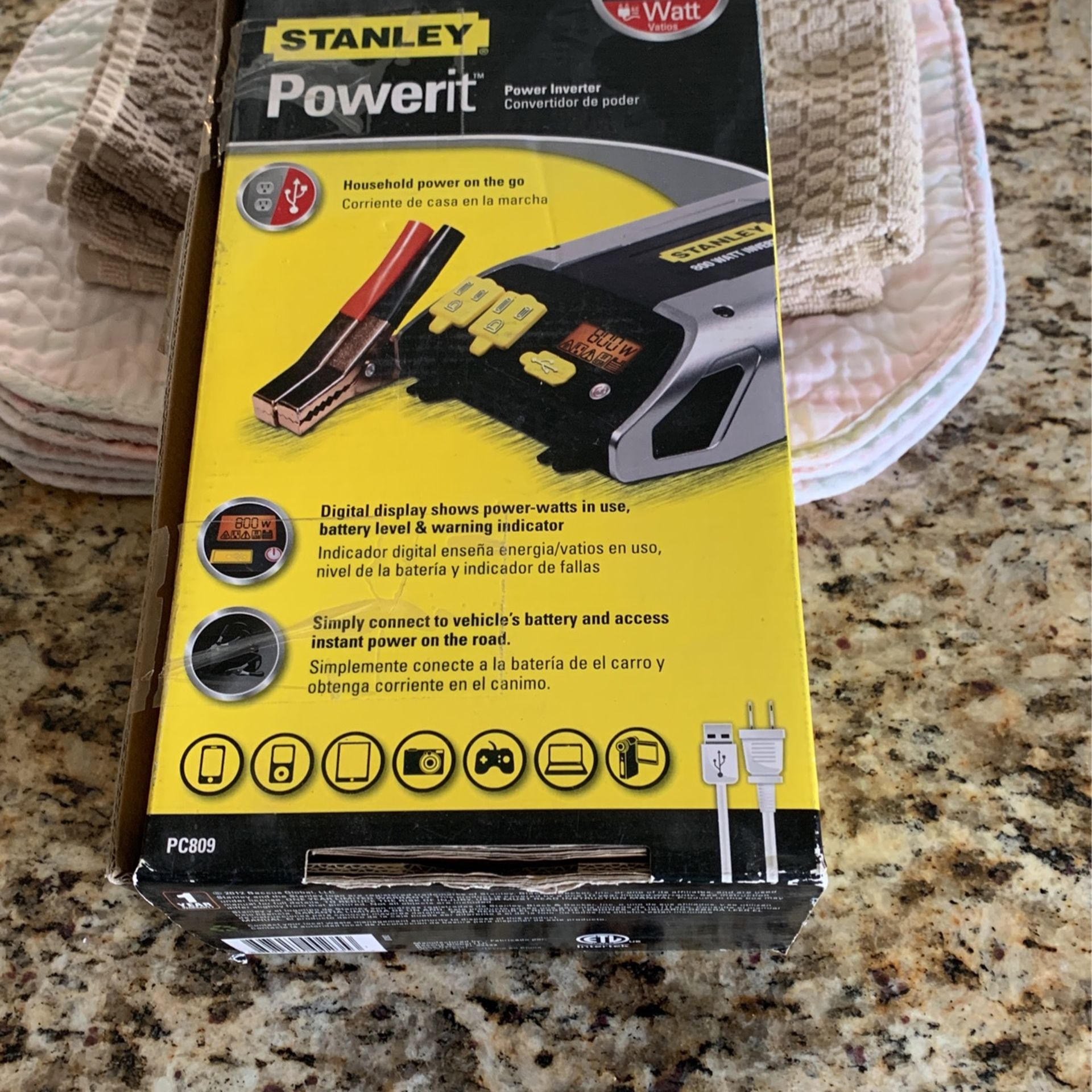 Stanley 800 Watt Power Converter