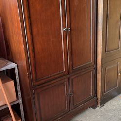 Armoire