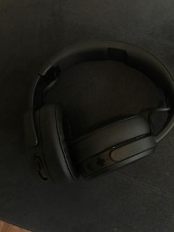 Skull candy crusher wireless headphones