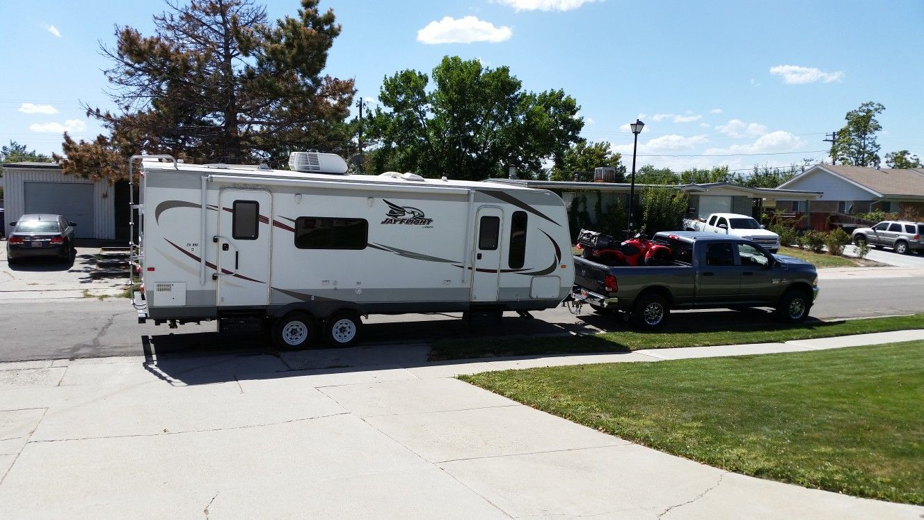 2014 Jayco 25 RKS with slide