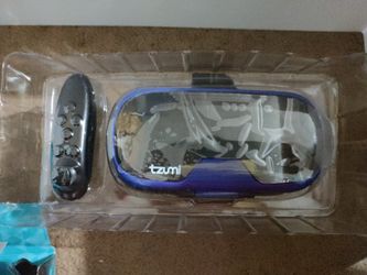 Virtual Reality Gaming Headset With Remote